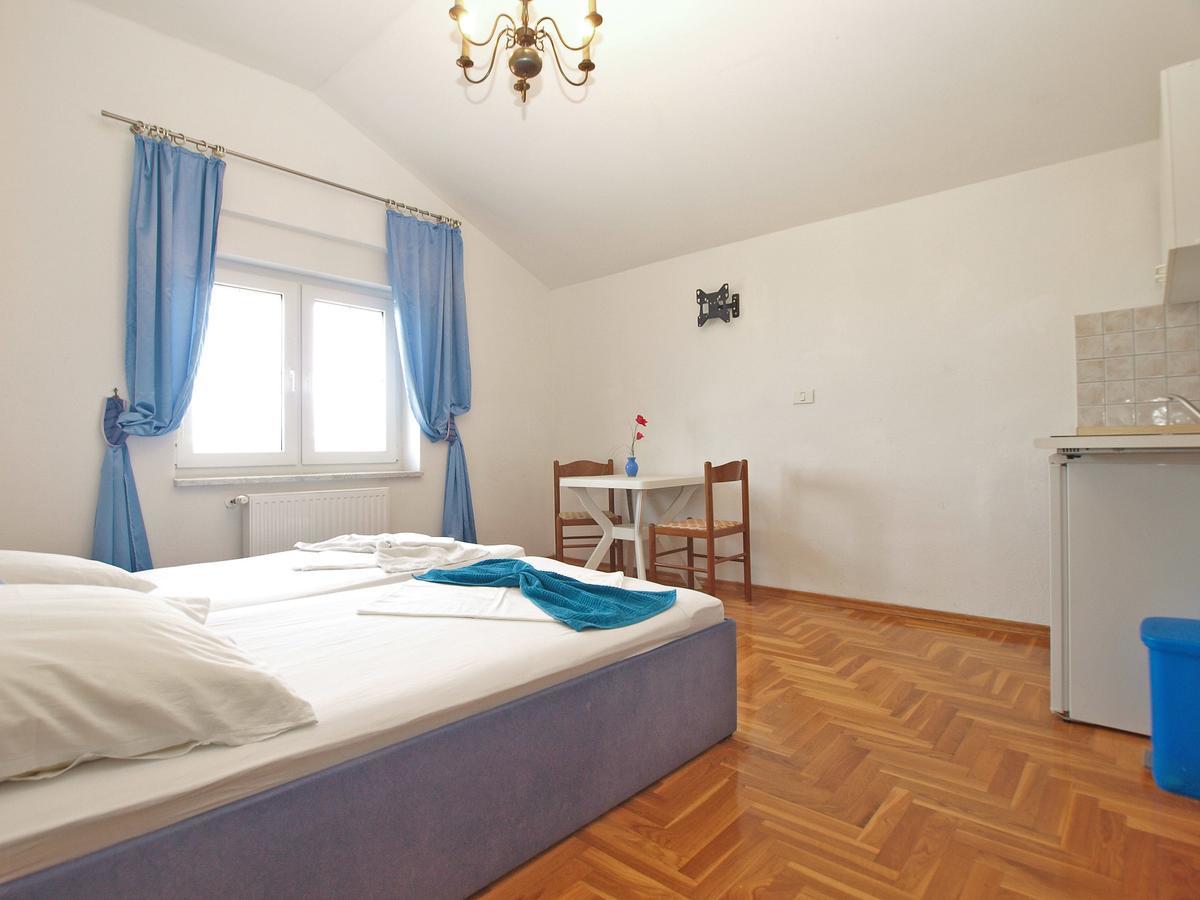 Apartments Anto 1598 Fažana Extérieur photo