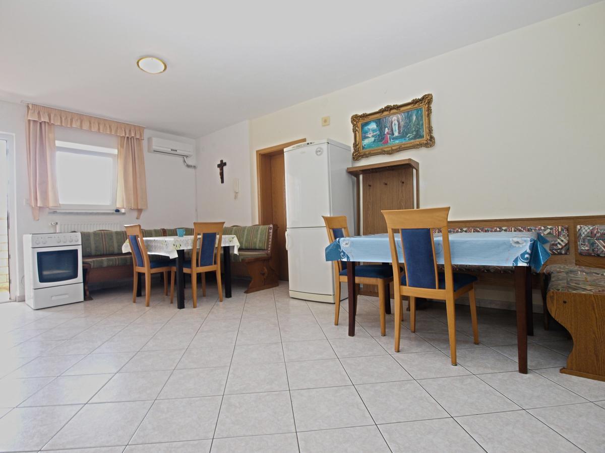 Apartments Anto 1598 Fažana Extérieur photo